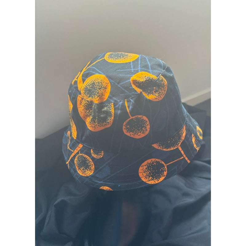 Reversible bucket hats